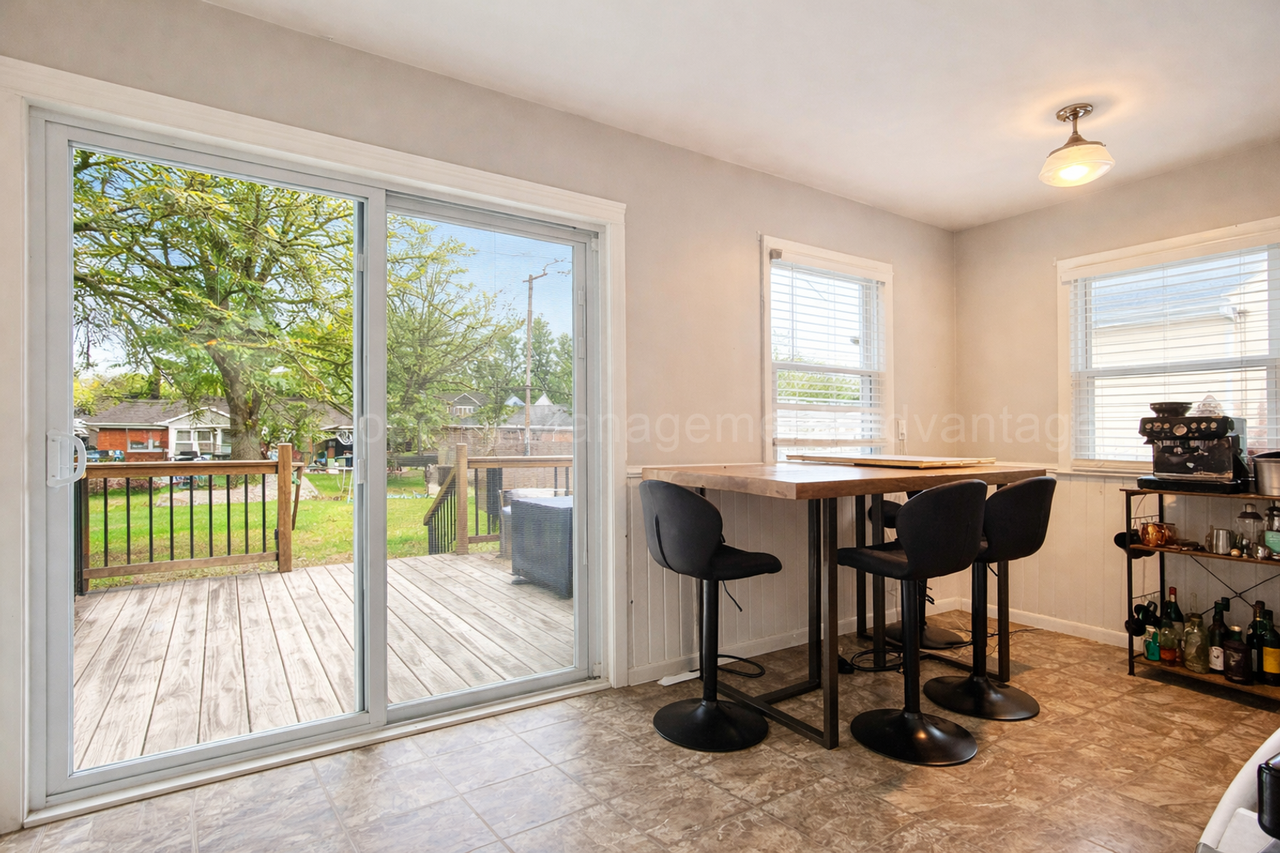 617 S Edgeworth Ave - Photo 6 of 21