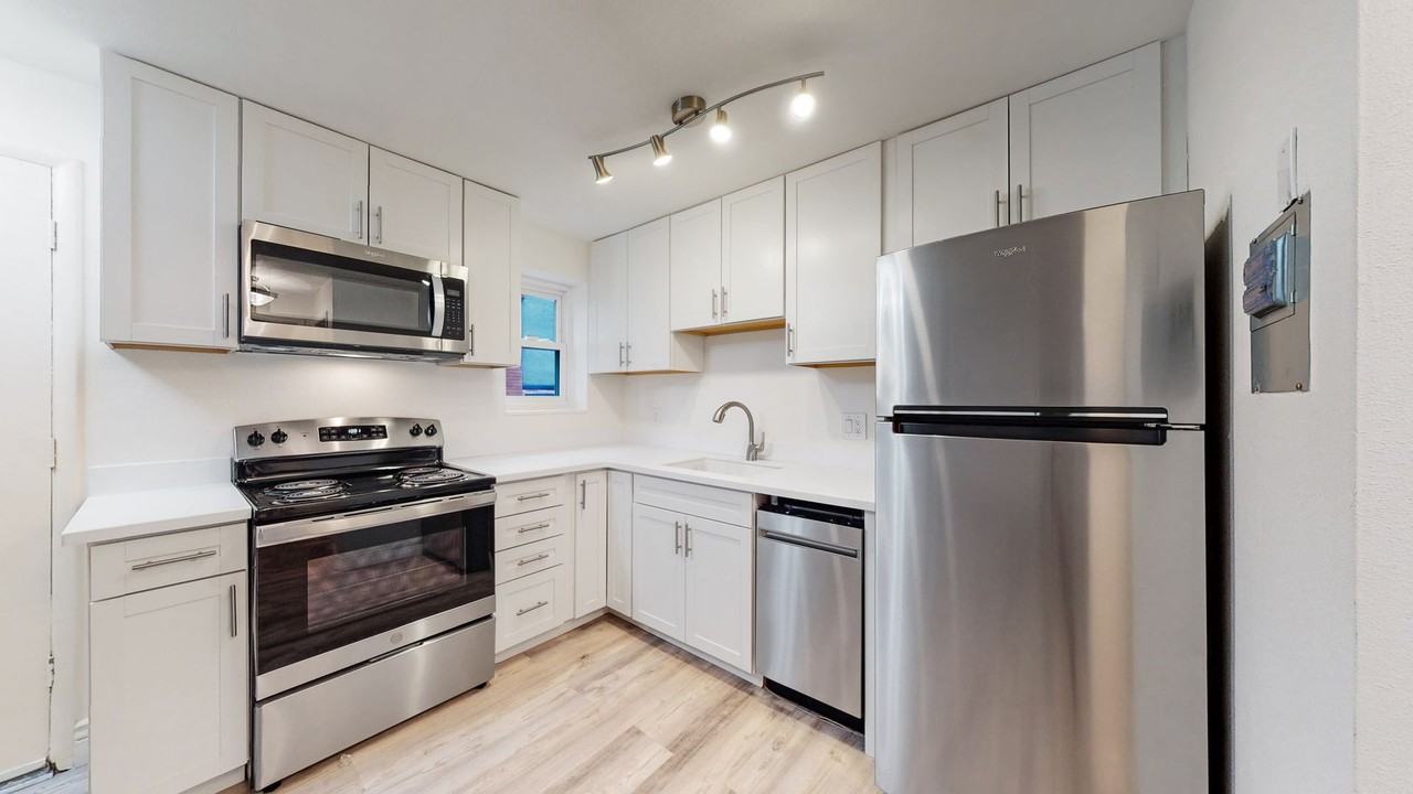 1355 Gaylord St #2 - Photo 3 of 27