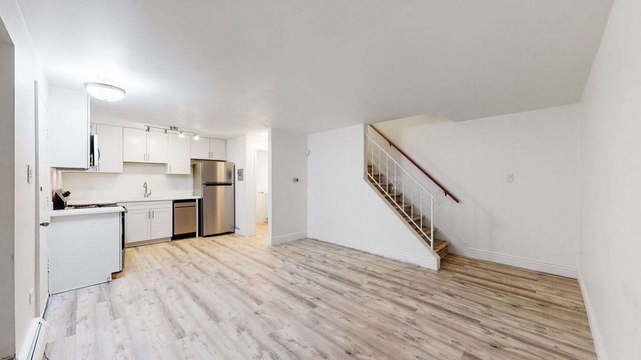 1355 Gaylord St #2 - Photo 6 of 27