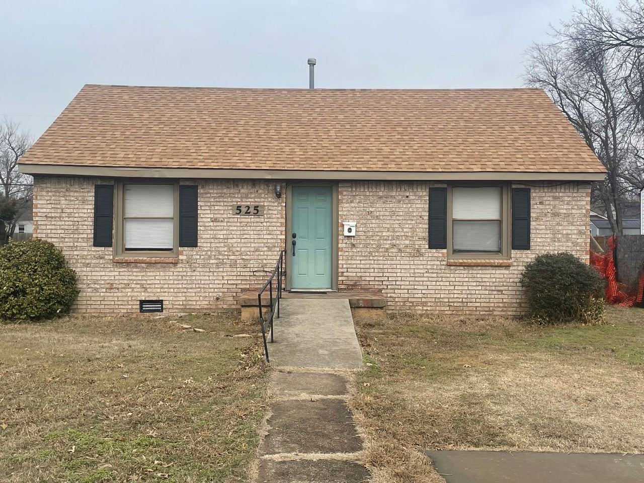 525 Iowa St - Photo 7 of 18