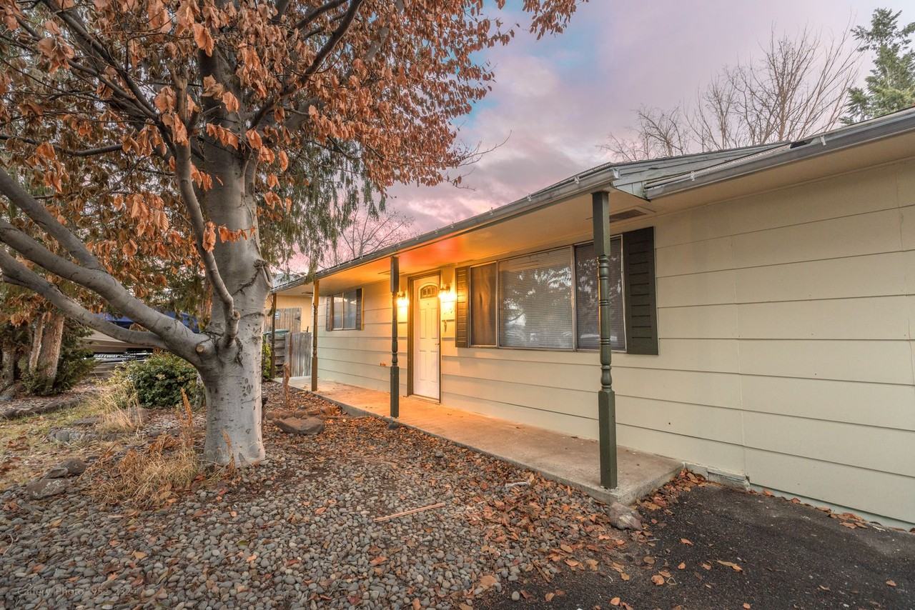 4106 Mclean Dr - Photo 2 of 20