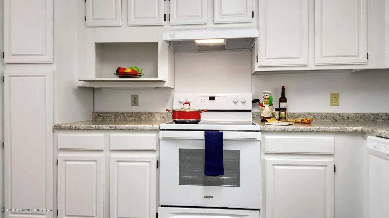 29 Starflower Ln - Photo 4 of 30