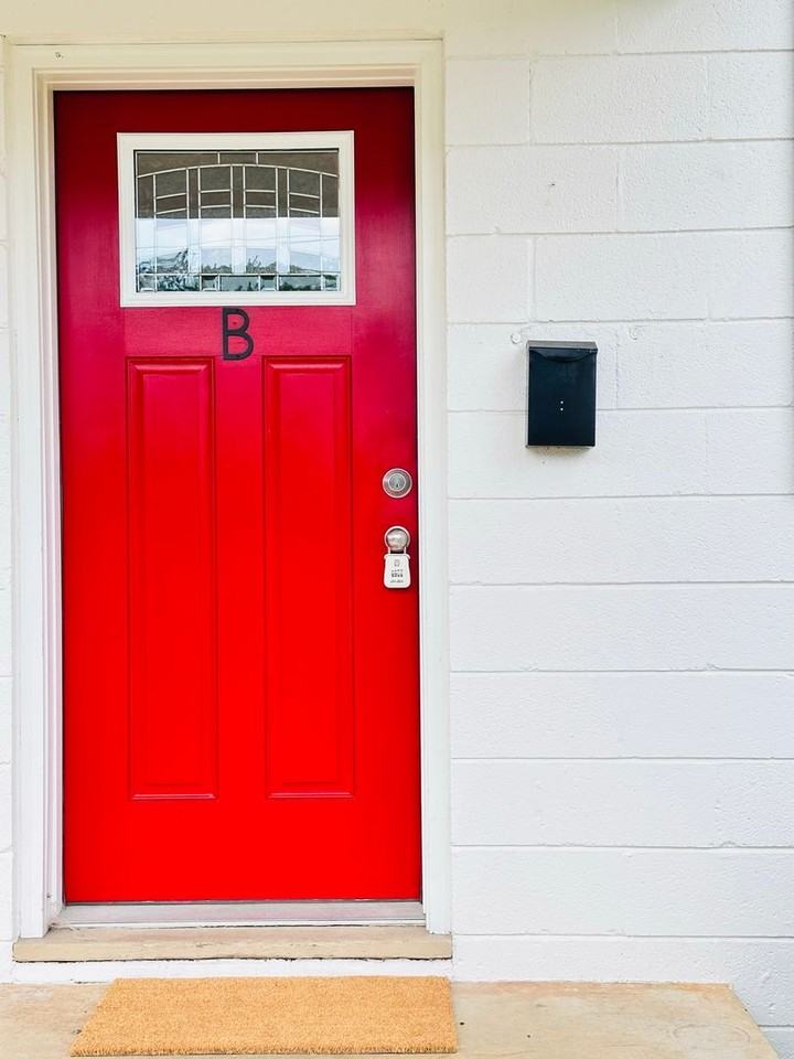 813 Montrose Ave - Photo 5 of 28