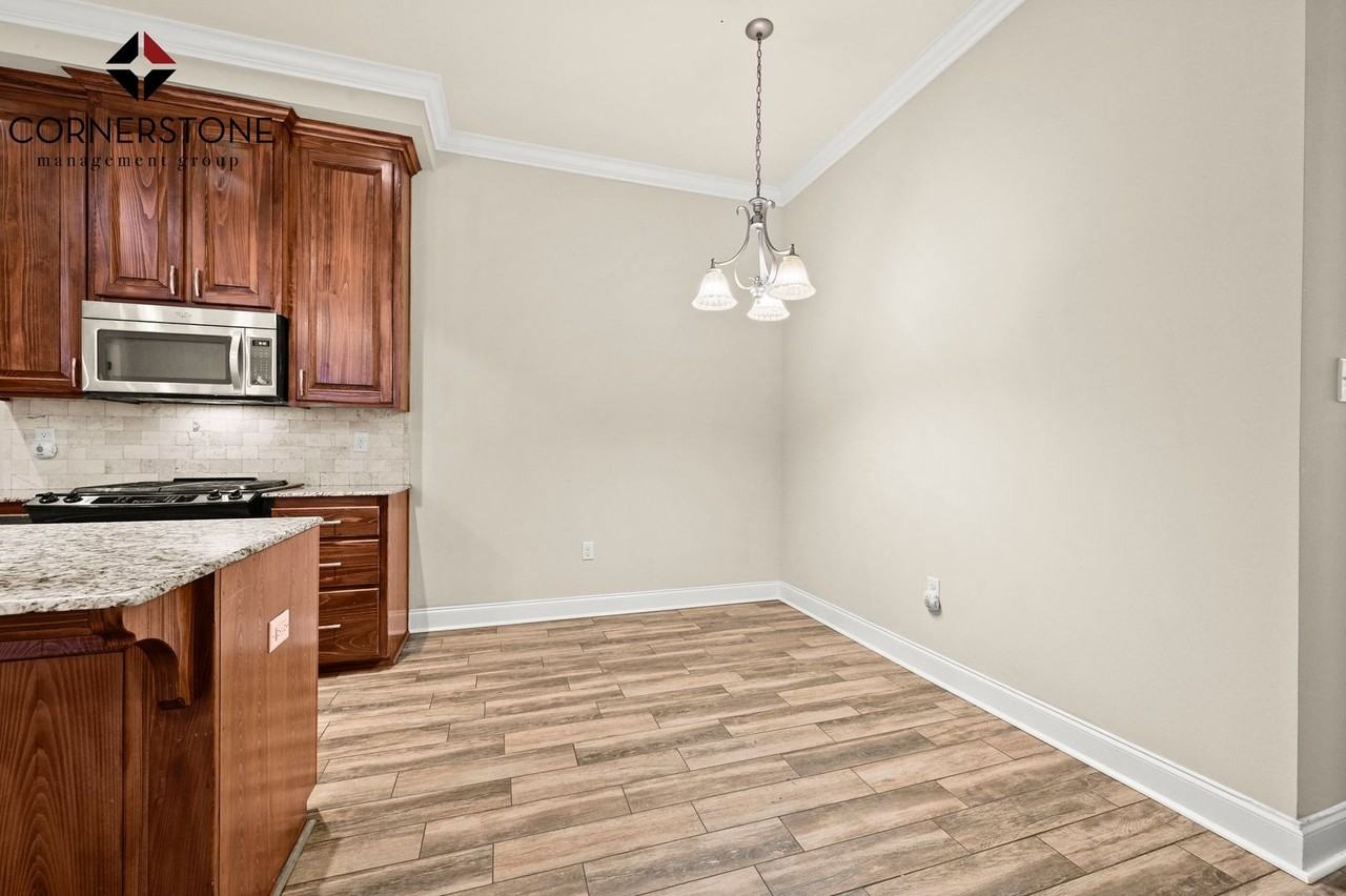 7723 Ibiza Dr - Photo 7 of 19