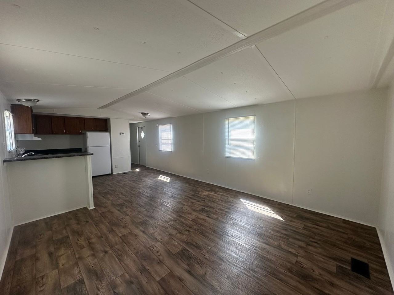 134 Littleton St - Photo 4 of 14