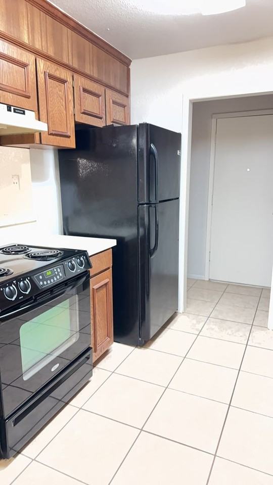 927 Terry Trl - Photo 3 of 23