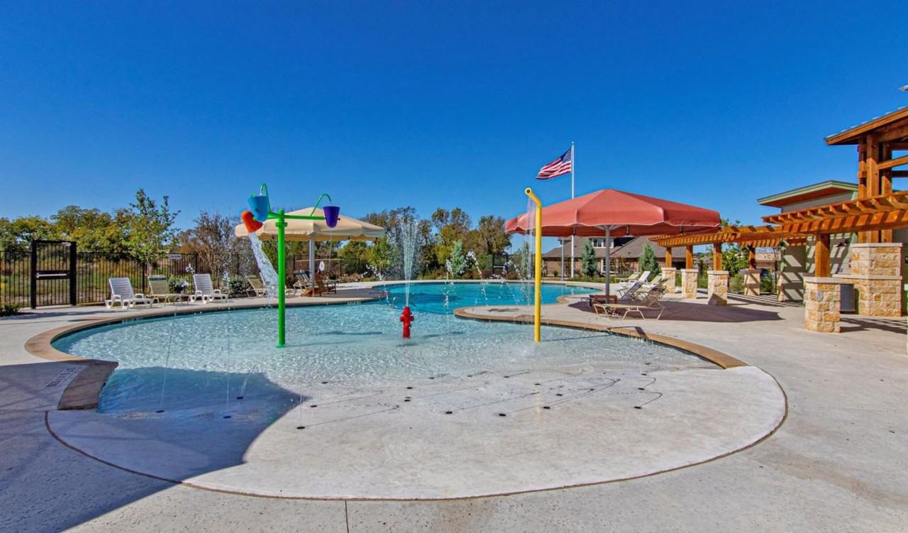 1307 Cesarina St - Photo 3 of 33