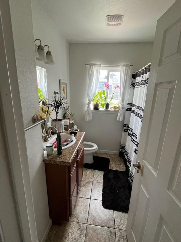 711 Prospect Ave - Photo 7 of 10