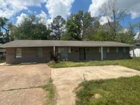 405 N Flag Chapel Rd - Photo 1 of 1