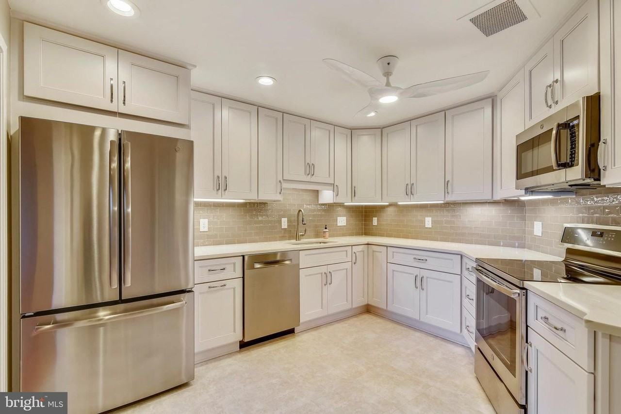 11500 Fairway Dr - Photo 7 of 21