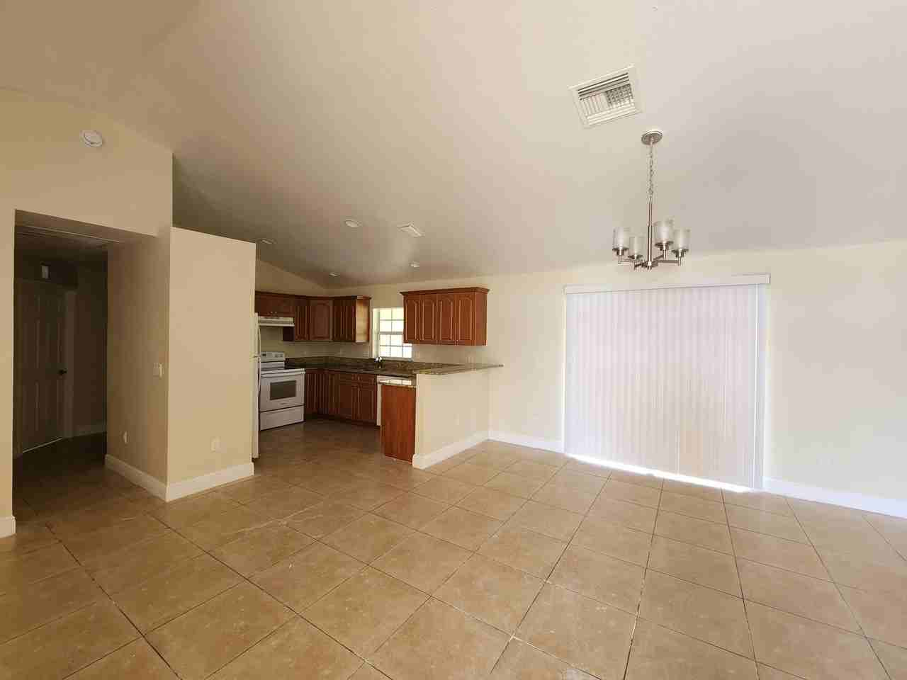 3702 5th St Sw - Photo 2 of 12