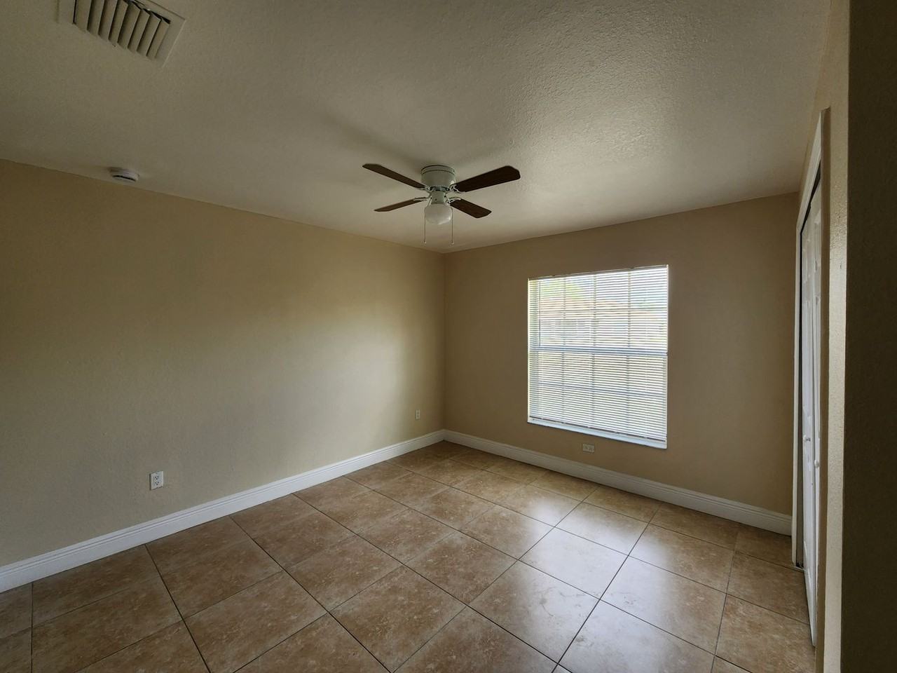 3702 5th St Sw - Photo 7 of 12