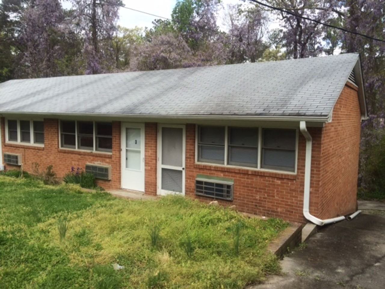 210 Purefoy Rd - Photo 2 of 7