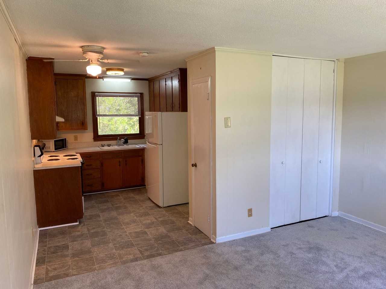 210 Purefoy Rd - Photo 5 of 7