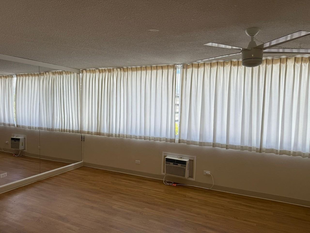 1560 Kanunu St #403 - Photo 2 of 8