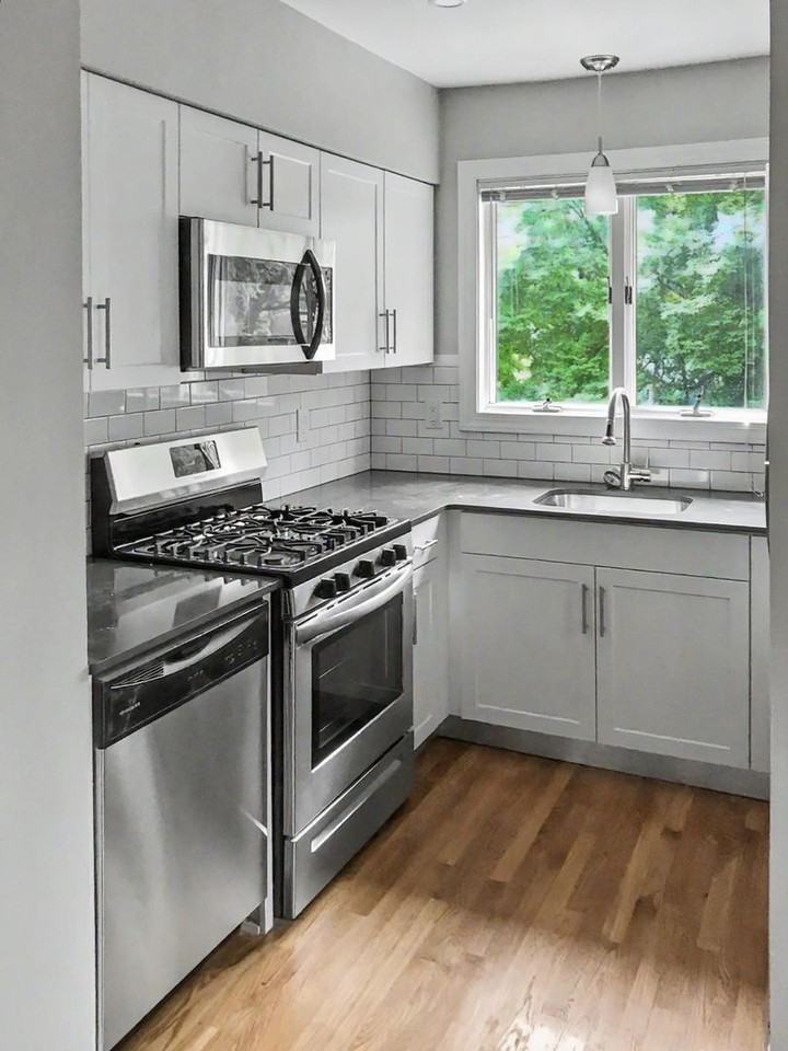 114 Walnut Avenue - Photo 4 of 32