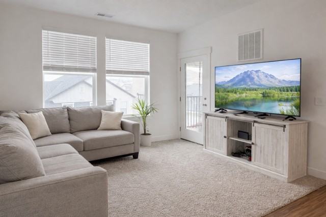 874 N Hemsworth Way #R301 - Photo 2 of 13