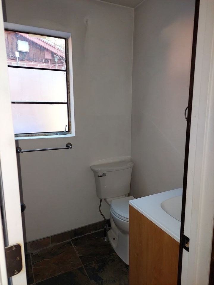 875 Tallac Ave #B - Photo 6 of 7