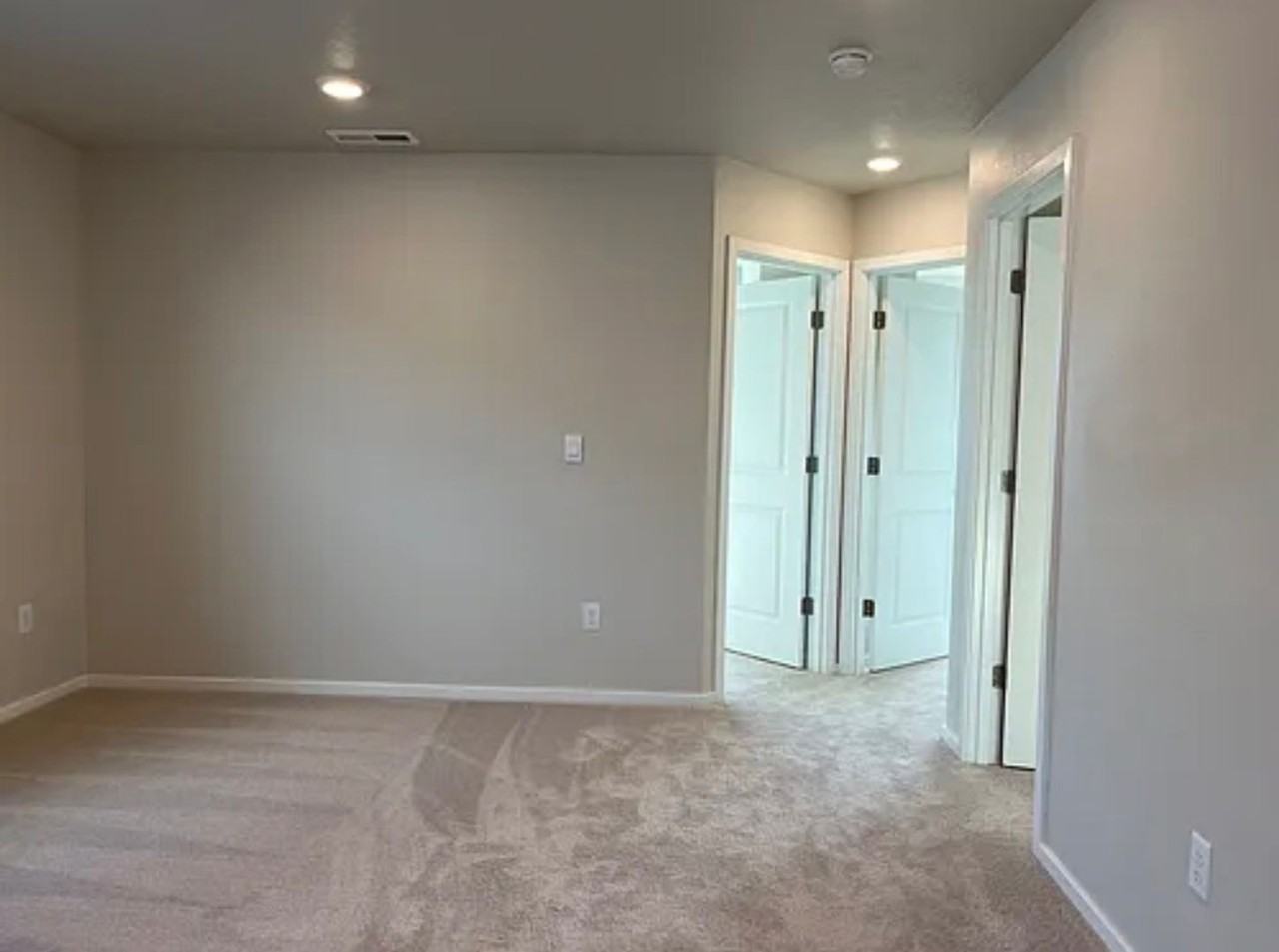 4831 Parsley Ave Ne - Photo 4 of 17