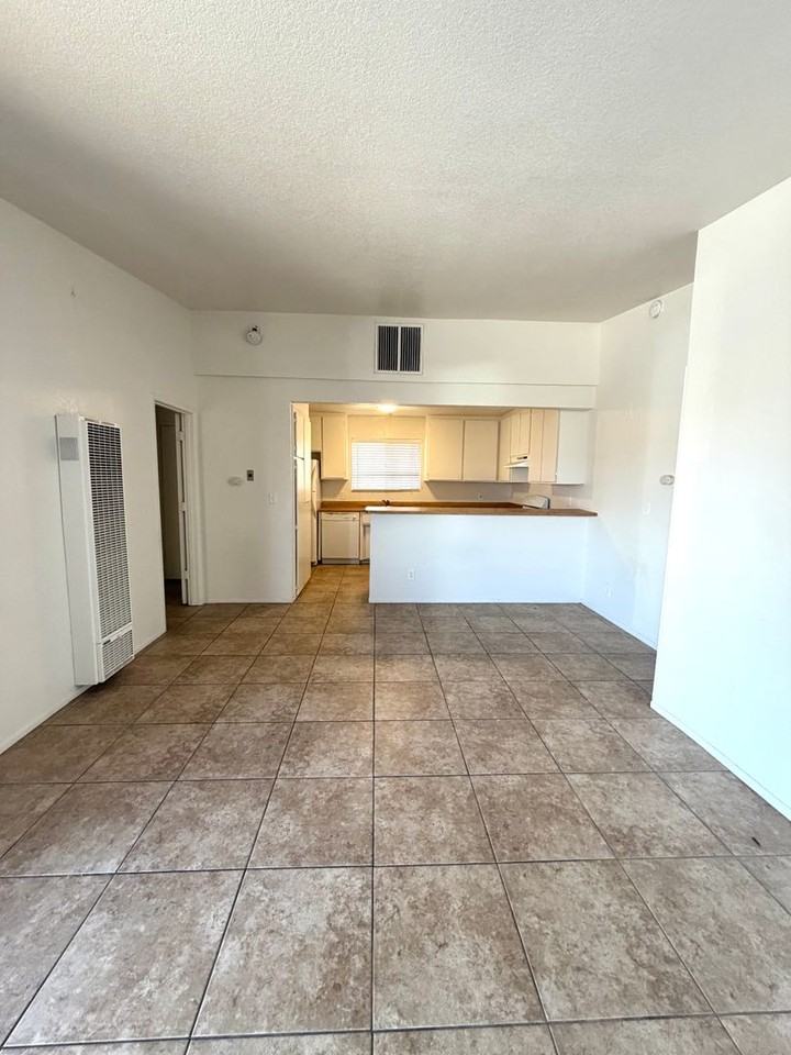 73445 Sunnyvale Dr - Photo 5 of 12