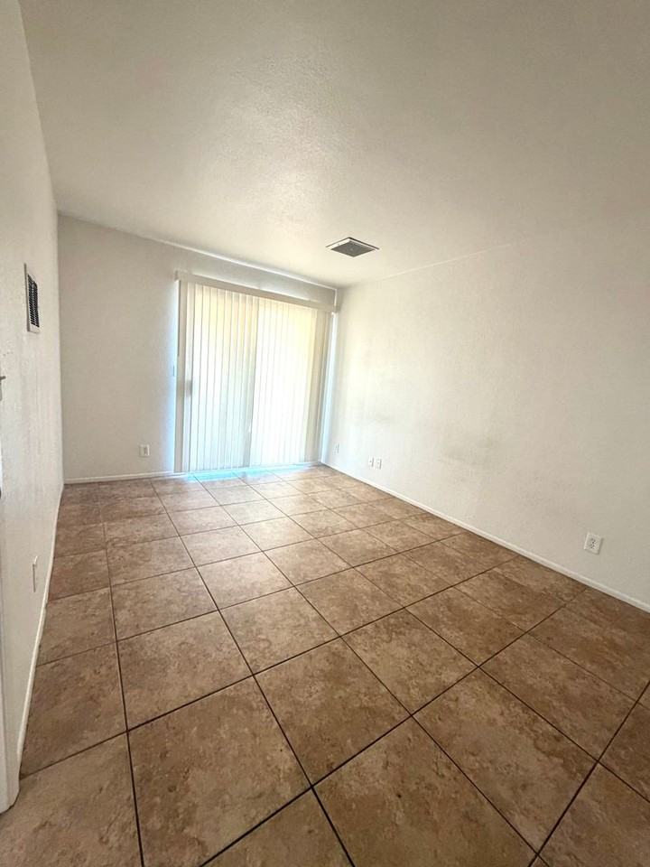 73445 Sunnyvale Dr - Photo 7 of 12