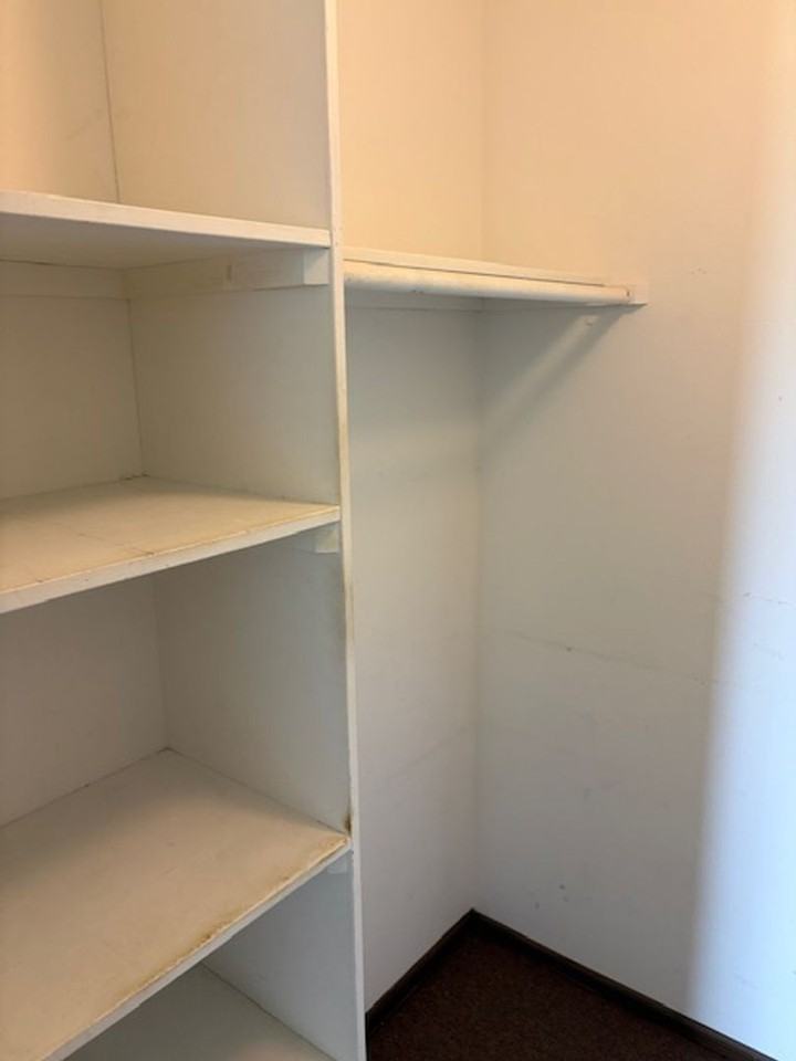 209 Estelle St #C4 - Photo 2 of 9