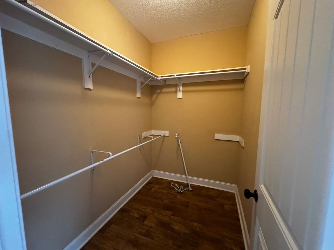 10 E Grady St - Photo 6 of 8