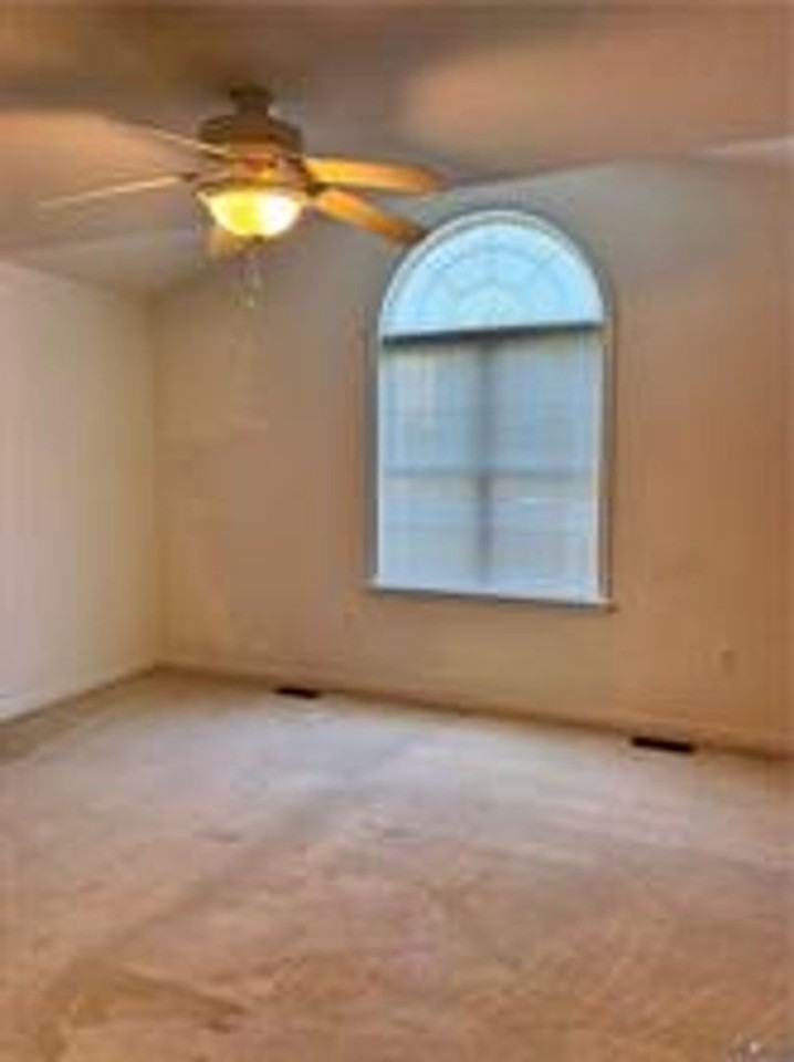 7873 Willow Walk Dr - Photo 3 of 9