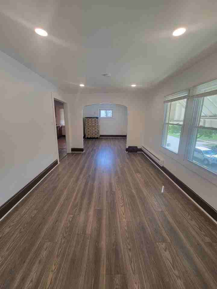 1185 E 167th St ##Oh - Photo 2 of 17