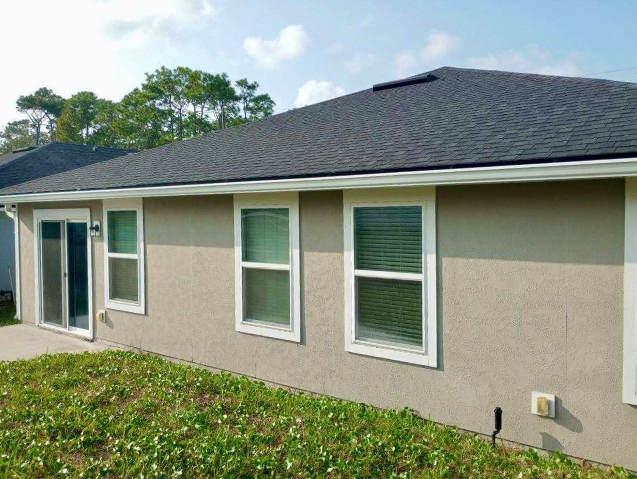 12196 Calais St - Photo 3 of 14