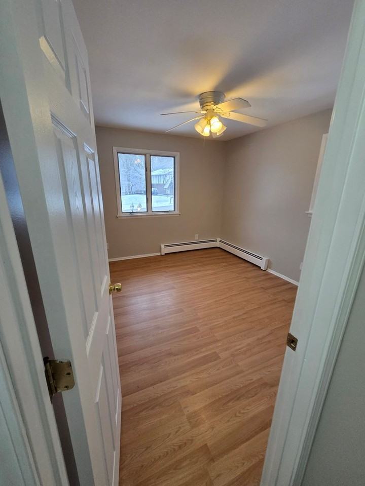 18206 Swiss Dr - Photo 5 of 14