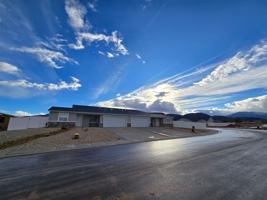 featured image of 3953 Hawks Landing Loop