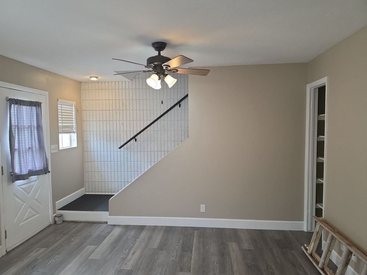 781 N Valley View Dr #34 - Photo 3 of 15