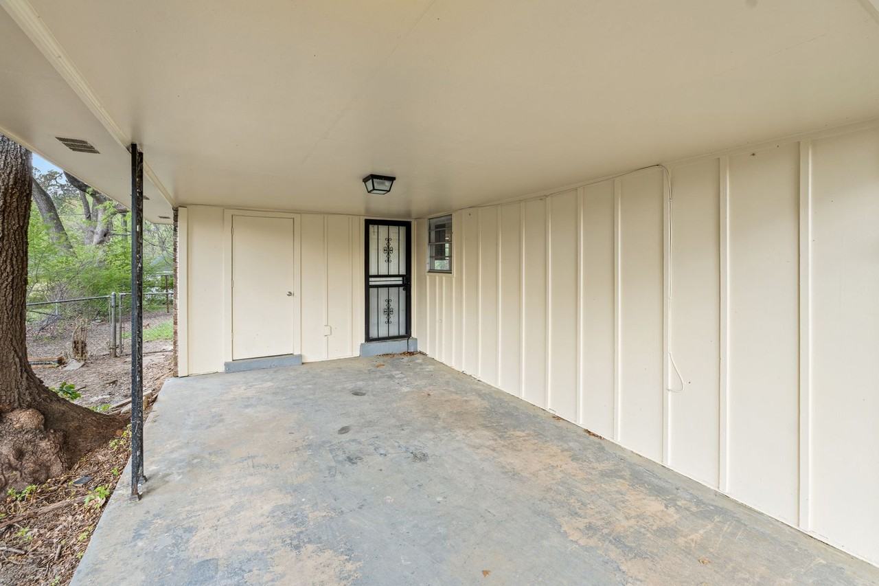 4909 Neely Rd - Photo 3 of 21