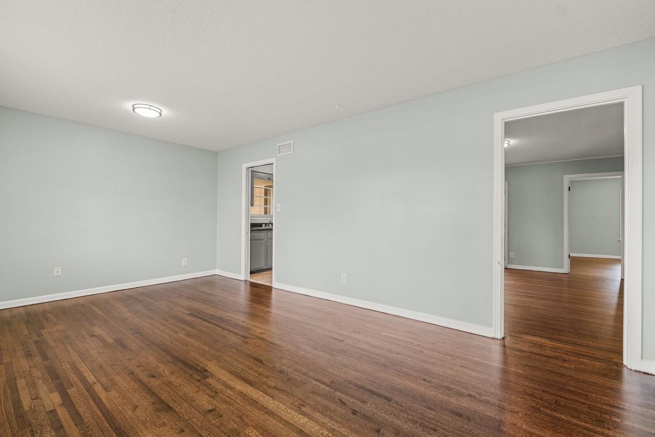 4909 Neely Rd - Photo 6 of 21