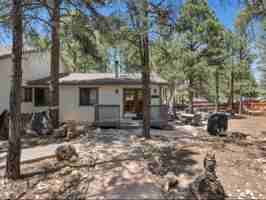 featured image of 4842 E Medina Way