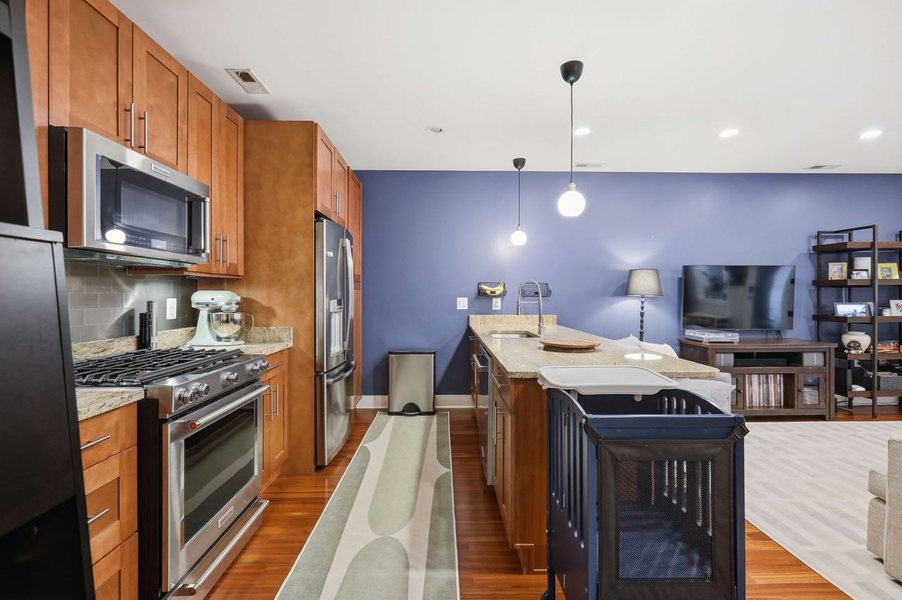 3545 13th St Nw #1 - Photo 7 of 23