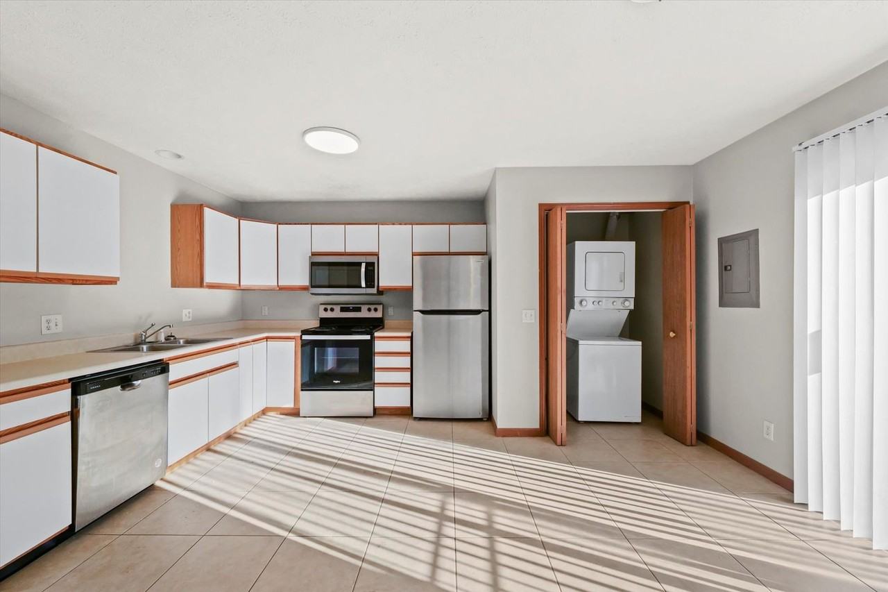 207 Crossing Dr - Photo 5 of 14