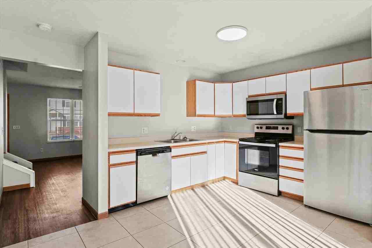 207 Crossing Dr - Photo 6 of 14