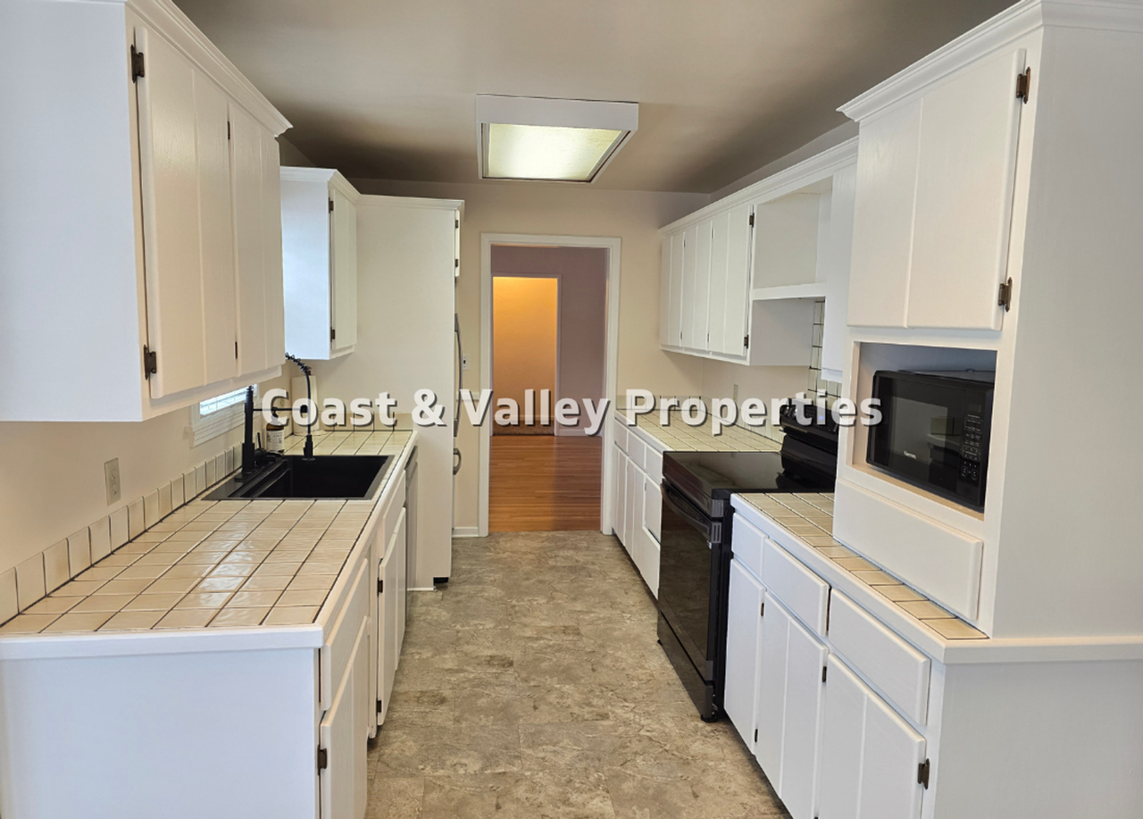 2 Bush St - Photo 4 of 13