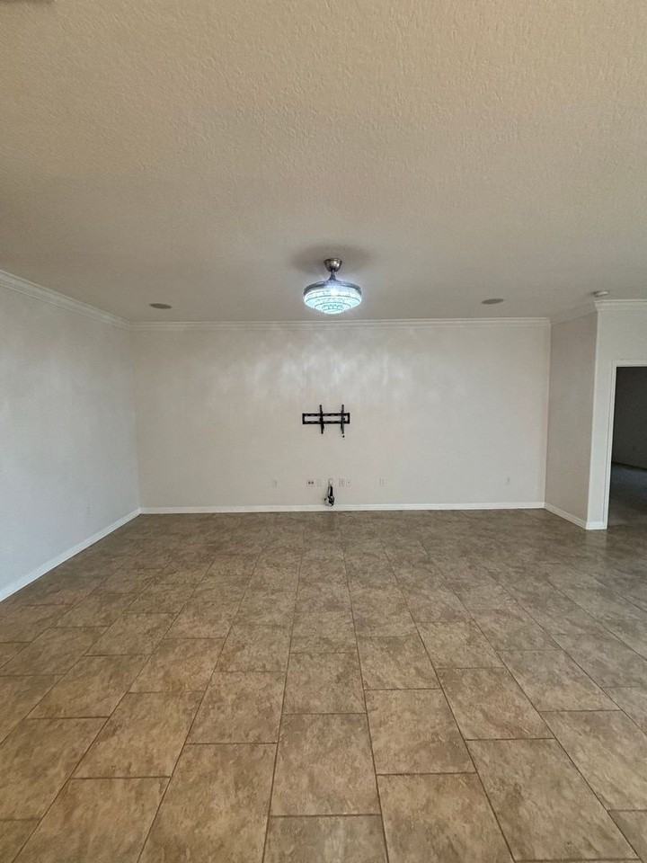 1965 Partin Terrace Rd - Photo 3 of 34