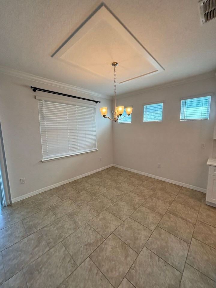 1965 Partin Terrace Rd - Photo 5 of 34