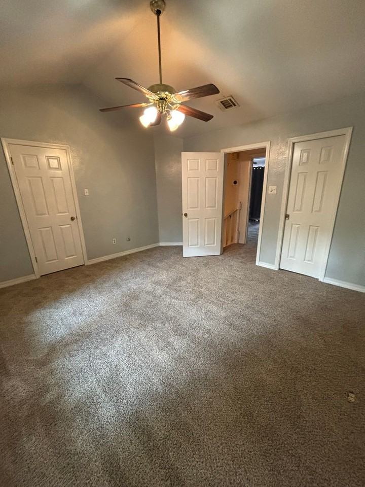 3445 Stonebrook Pl - Photo 5 of 13