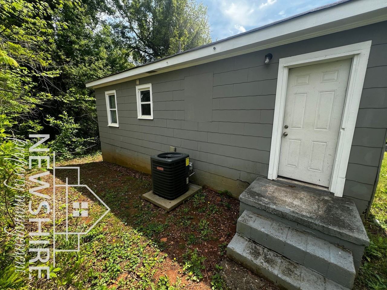 122 Morningside Dr - Photo 4 of 8