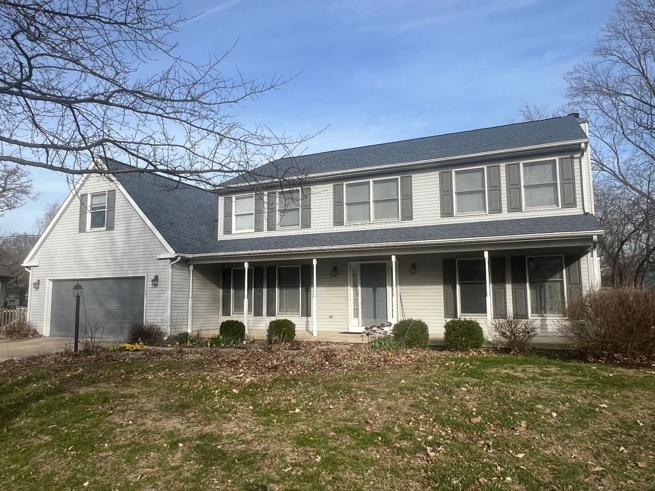 2401 Peppertree Pl - Photo 2 of 3