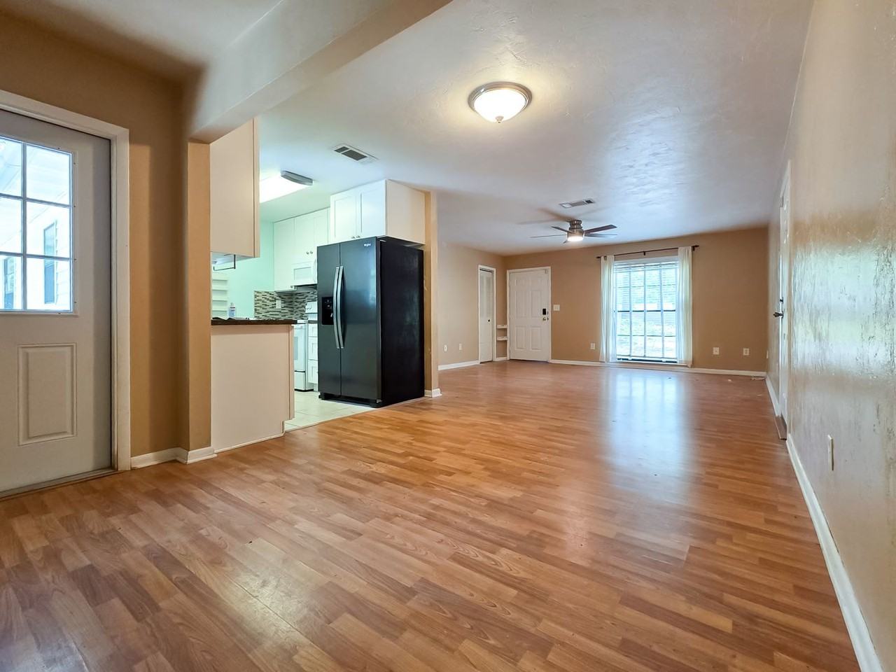 2700 Nw 43rd Ave - Photo 3 of 22