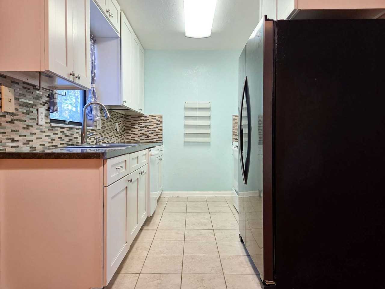 2700 Nw 43rd Ave - Photo 5 of 22