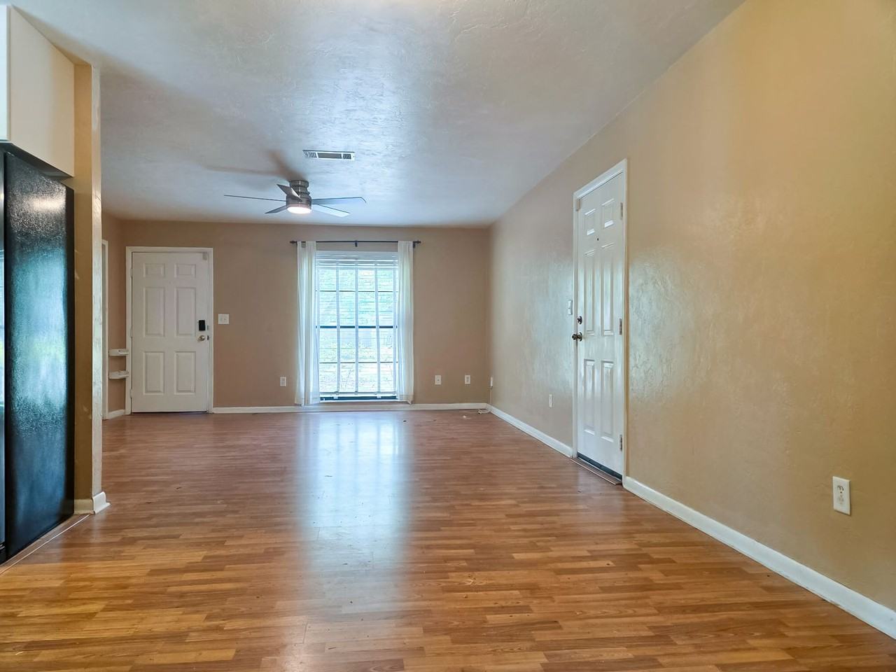 2700 Nw 43rd Ave - Photo 7 of 22