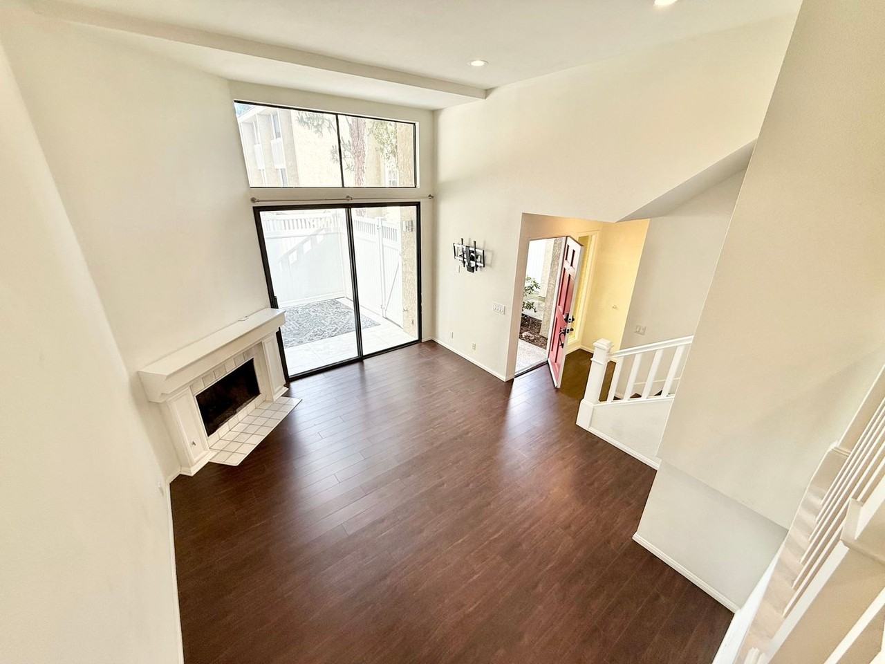 380 380 W Wilson B103 - Photo 6 of 29