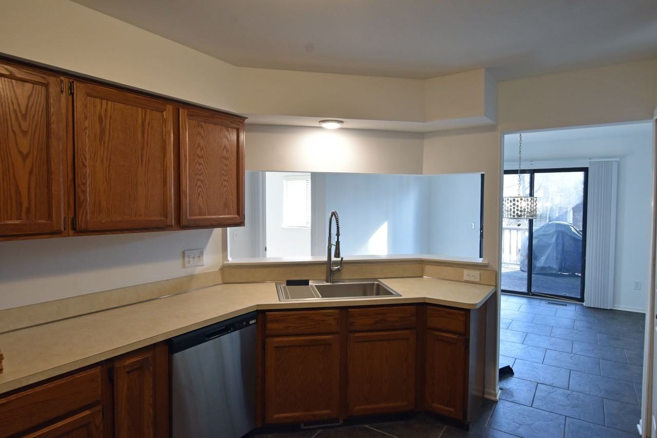 8820 21 Mile Rd - Photo 6 of 22